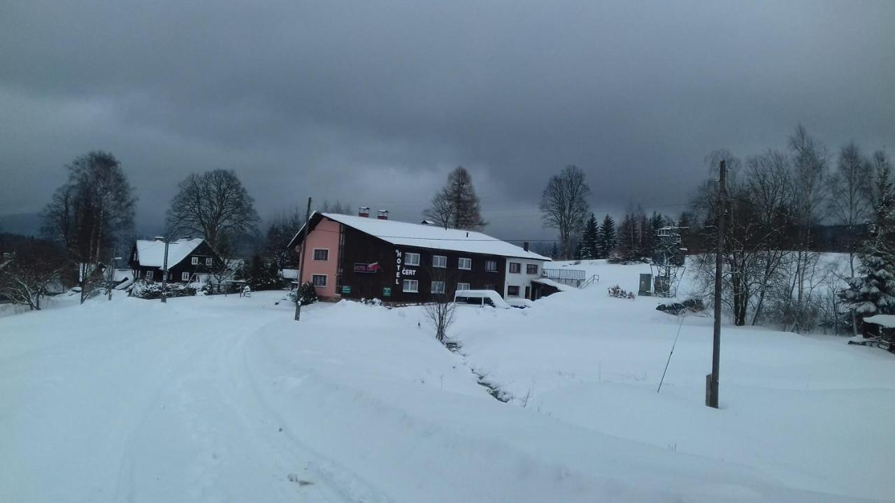 Hacienda Cert Kořenov 外观 照片